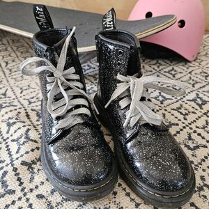 Excellent Condition! Dr. Martens AirWair Splatter Patent Sparkly Black Boots 12